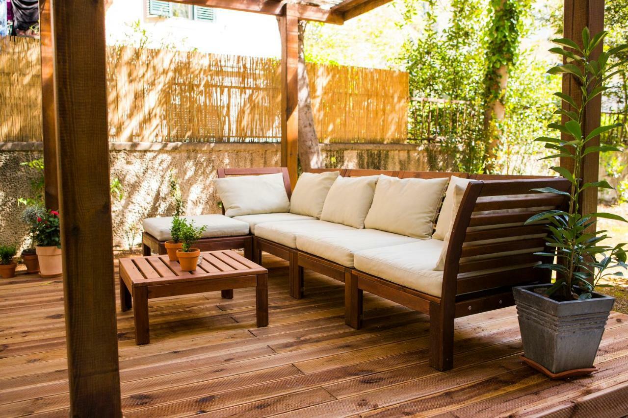 Luxurious With Private Garden Appartement Split